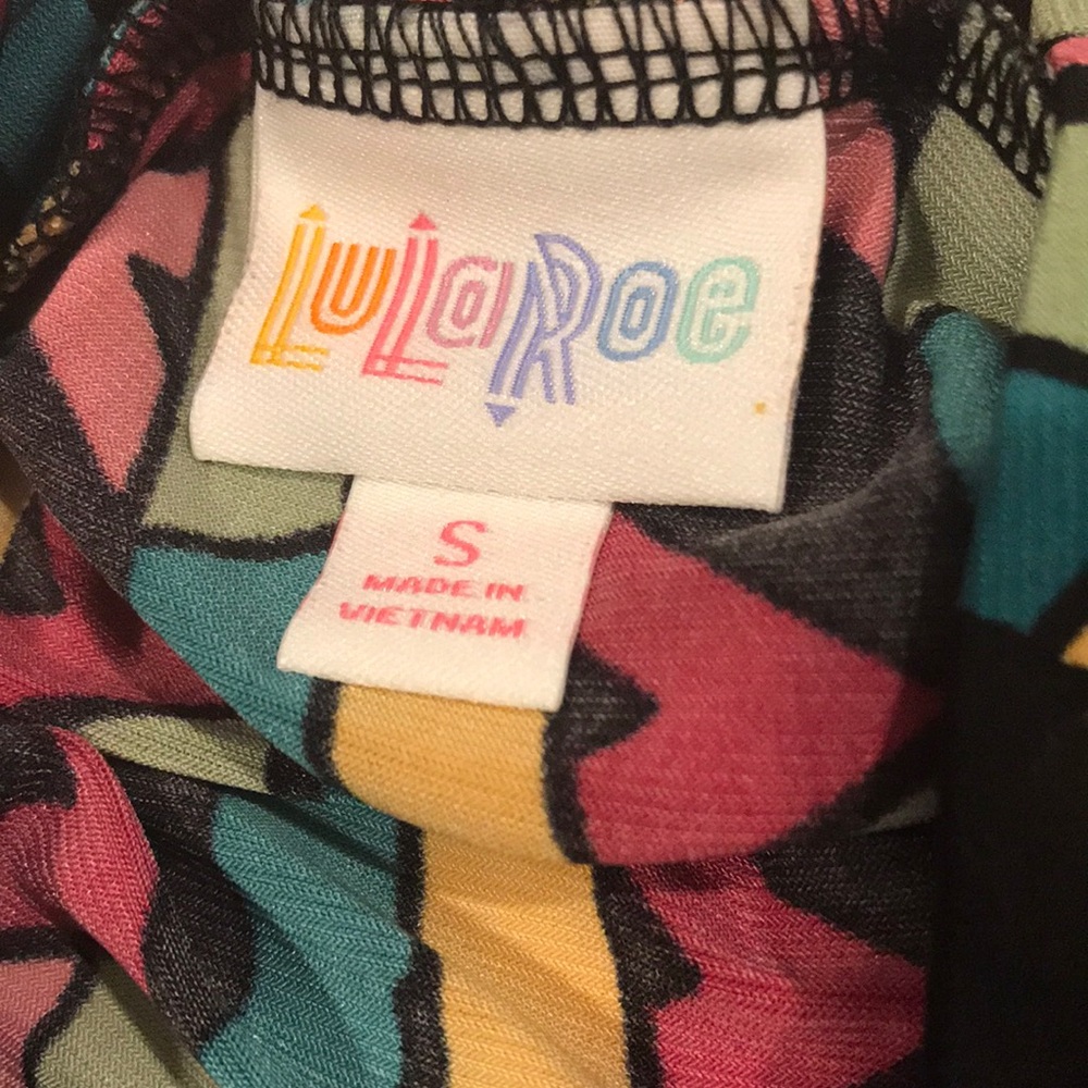 NWOT Lularoe geometric print skirt size small s - Picture 4 of 5